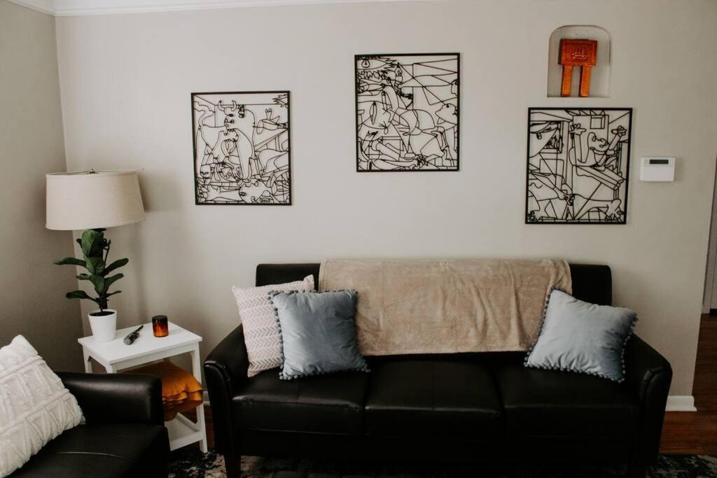 Cozy House Near Lake Erie, 10 Minutes To Downtown. كليفلاند المظهر الخارجي الصورة