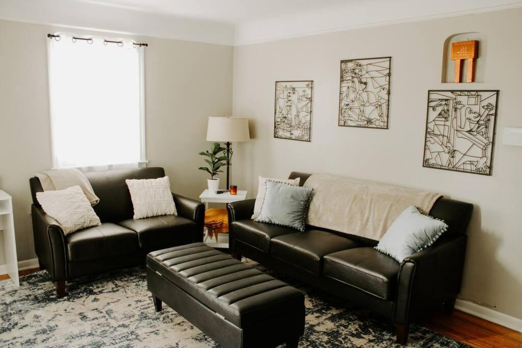 Cozy House Near Lake Erie, 10 Minutes To Downtown. كليفلاند المظهر الخارجي الصورة
